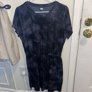 Old Navy Charcoal Tie-Dye Tee